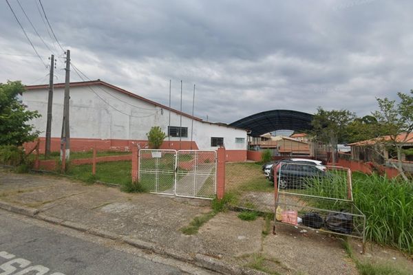 Imagem da fachada PROFª LARAINE DE CÁSSIA AGUIAR RODRIGUES VALDREZ